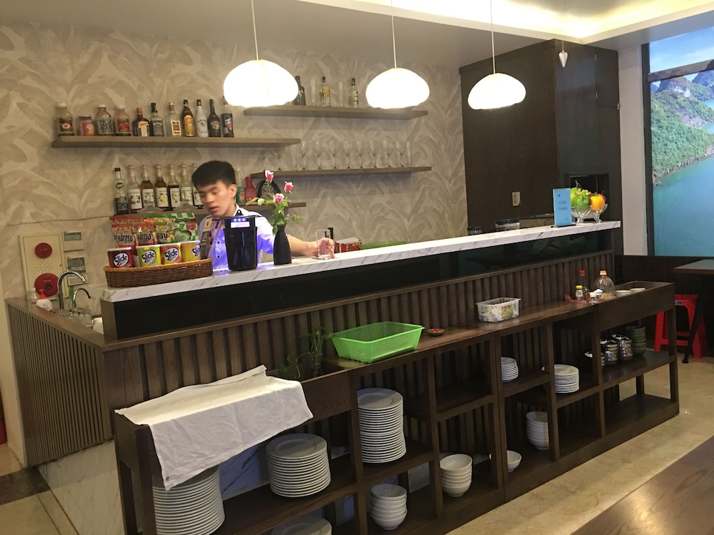 Inearth Hotel Hanoi (Ex. Poonsa Hanoi Hotel) 55/66