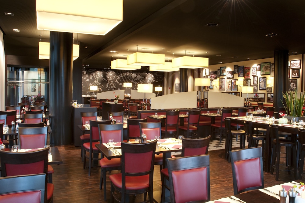Holiday Inn Zurich Messe 54/77