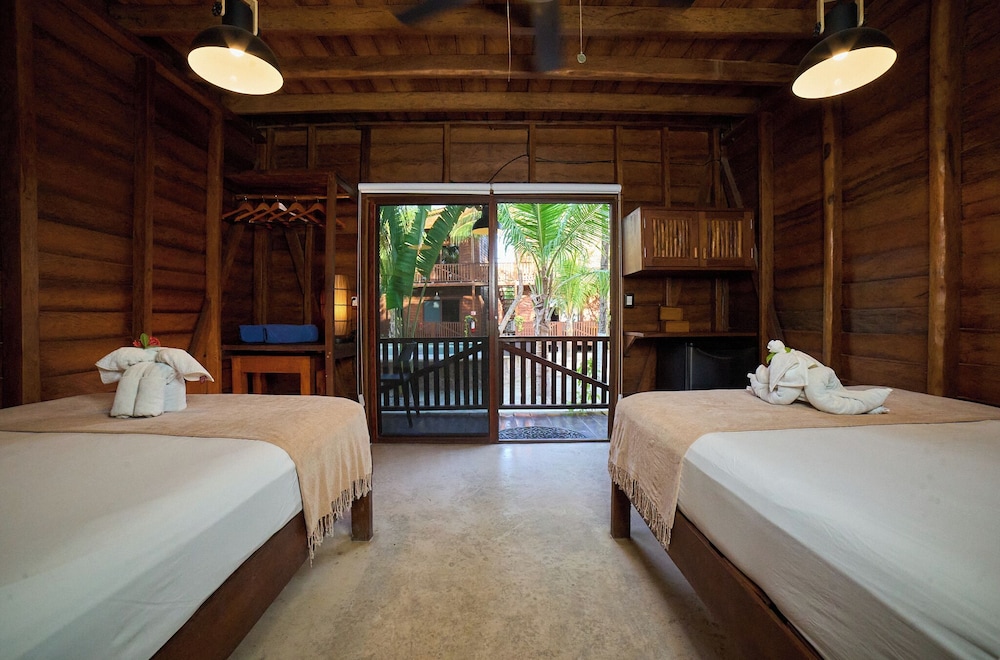 COCONUT BY OOL HOTELS 12/43