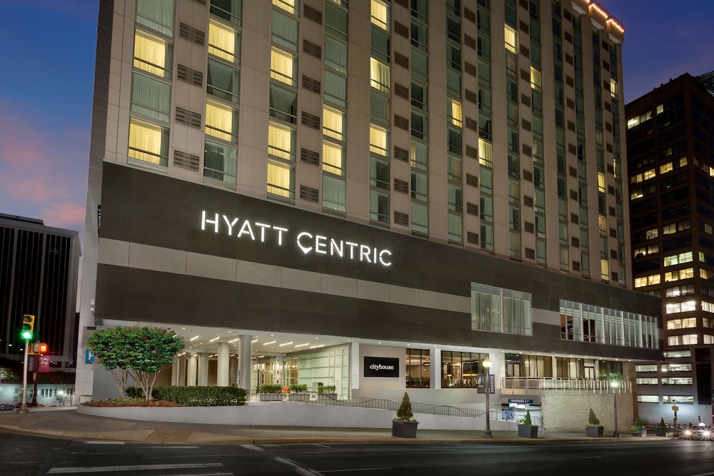 Hyatt Centric Arlington 7/73