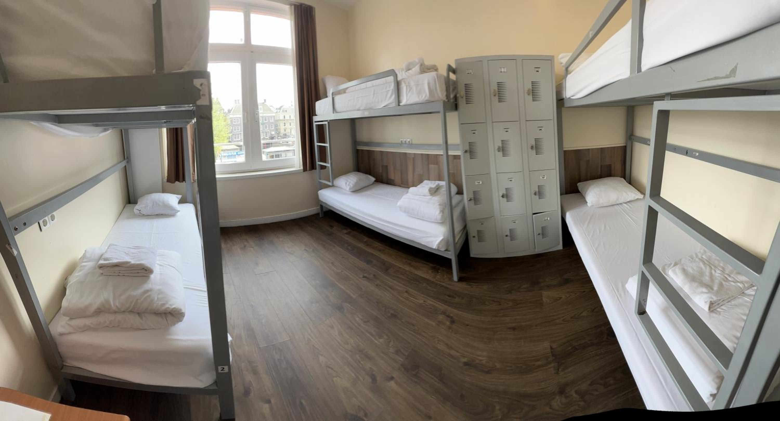 Budget Dam Hotel 16/28