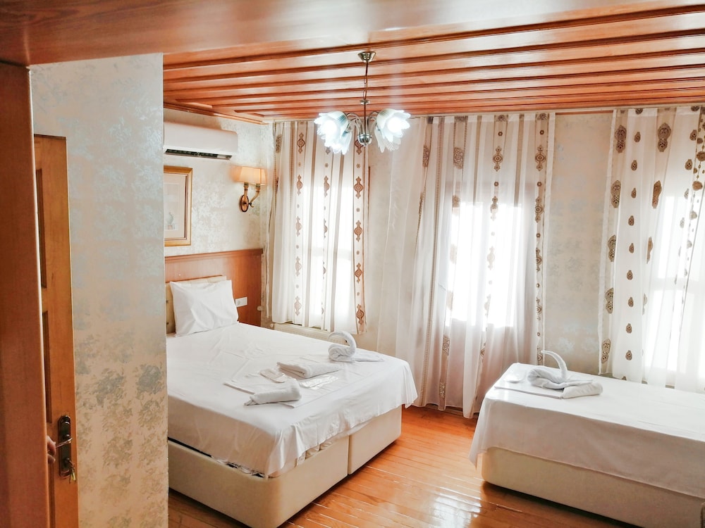 Istanbul Sydney Hotel 35/64