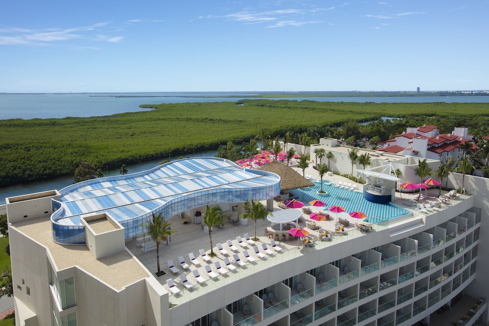 BREATHLESS CANCUN SOUL RESORT AND SPA 2/50