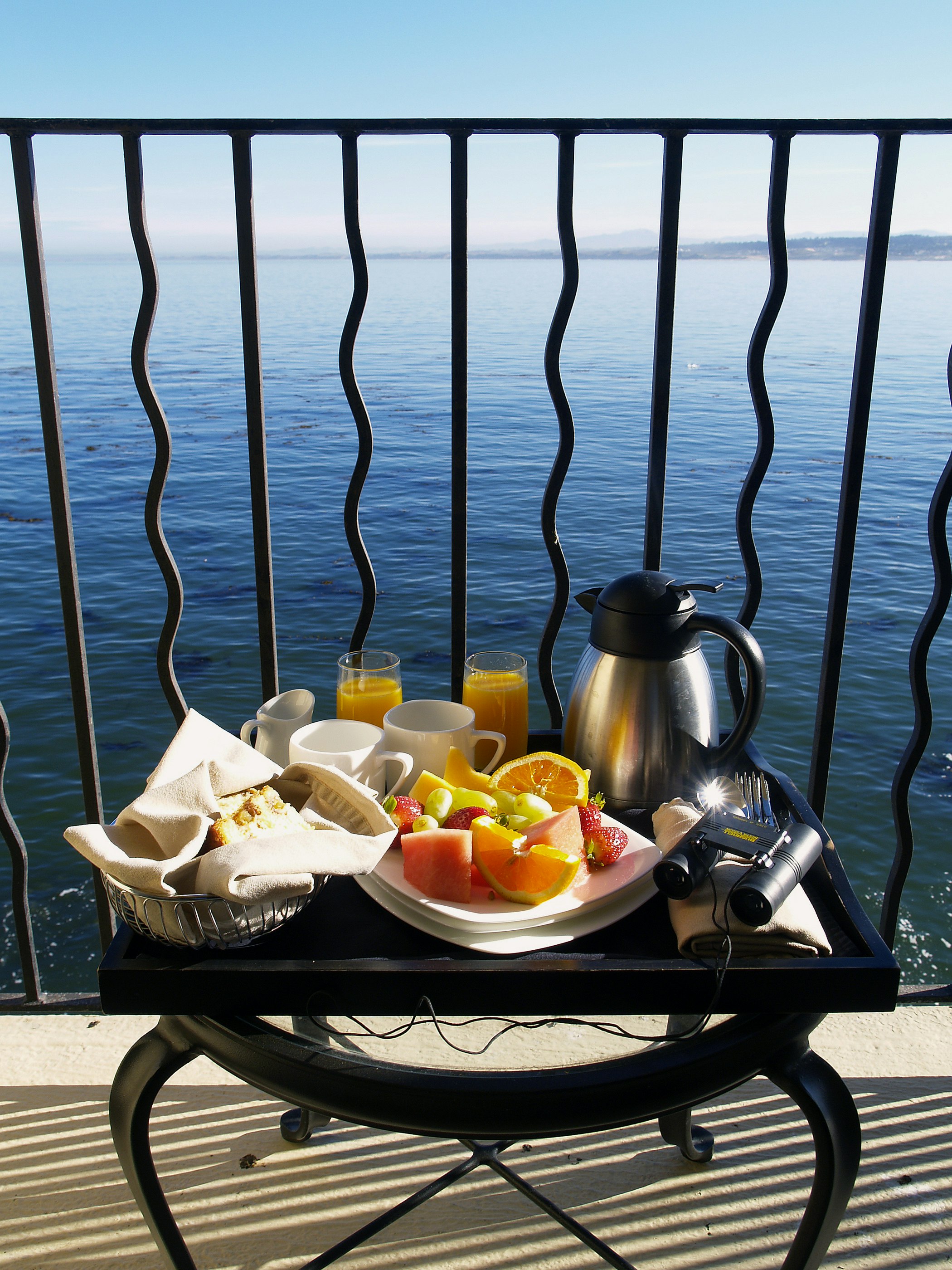 Monterey Bay Inn 37/44