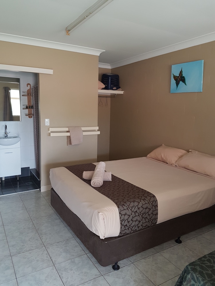 Beagle Hotel 14/42