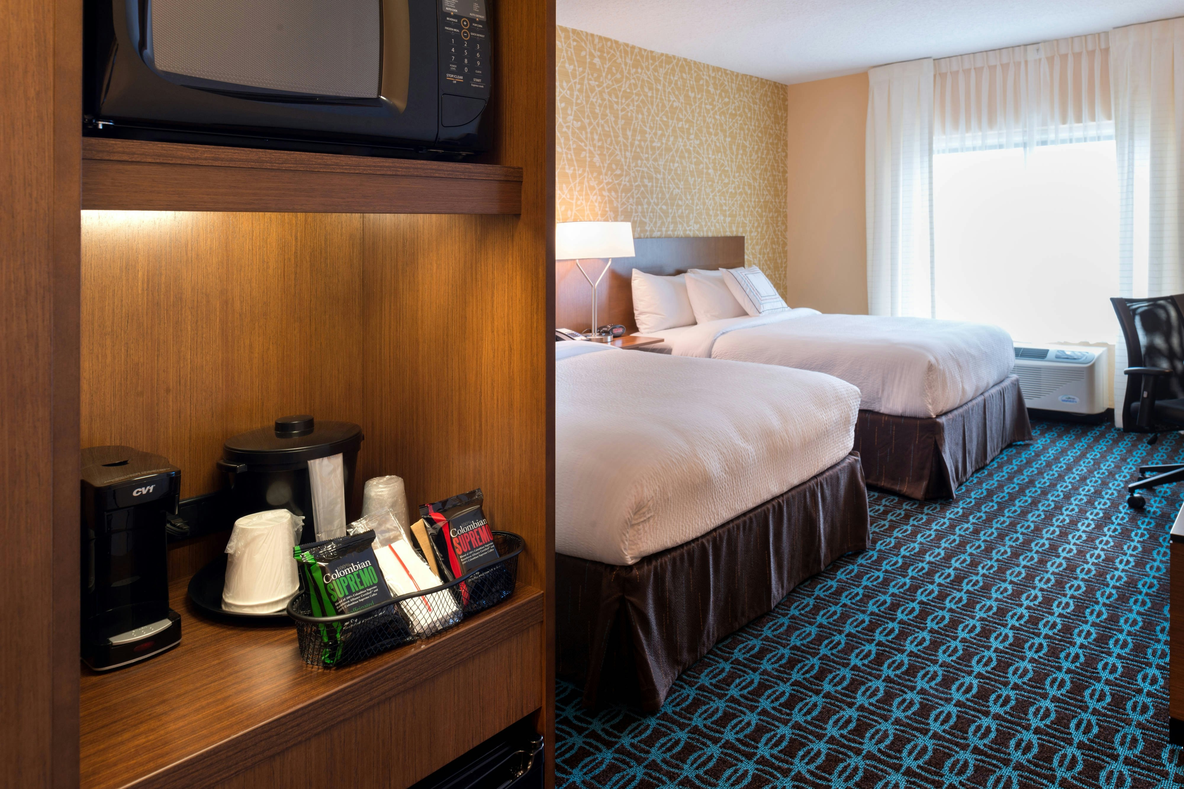 Room, 2 Queen Beds, Fairfield Inn Suites By Marriott Orlando East Ucf Area 3/6