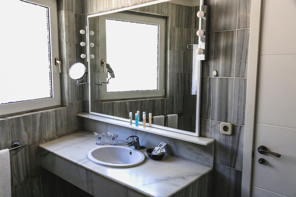 R2 Maryvent Beach Apartment 46/49