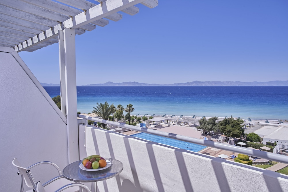 Blue Bay Beach Resort 58/61