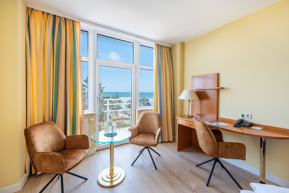 Arkona Strandhotel 14/50