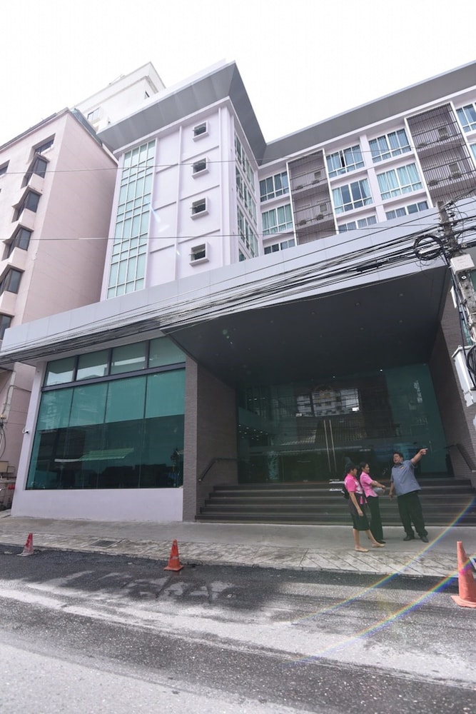 MAYFLOWER GRANDE HOTEL HAT YAI 3/37