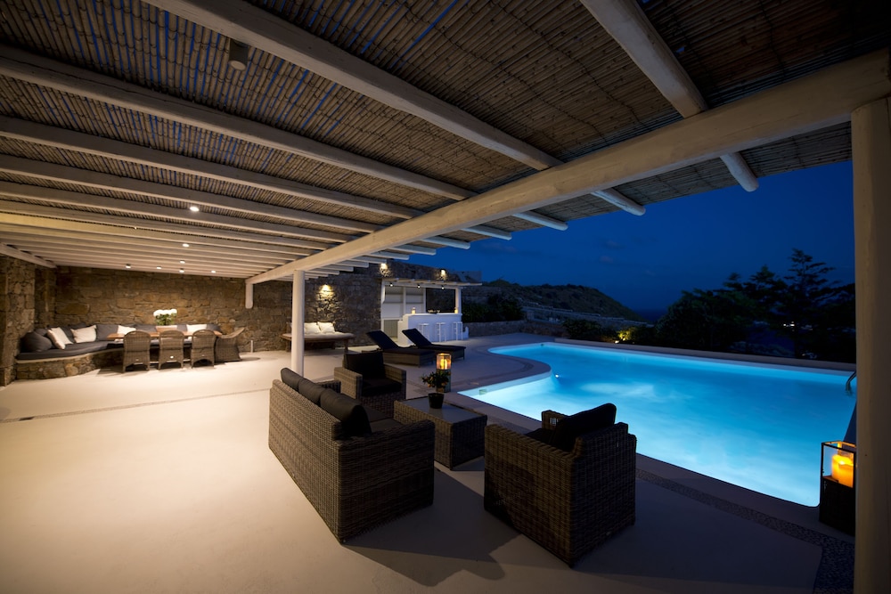 Thalasses Villas 18/50