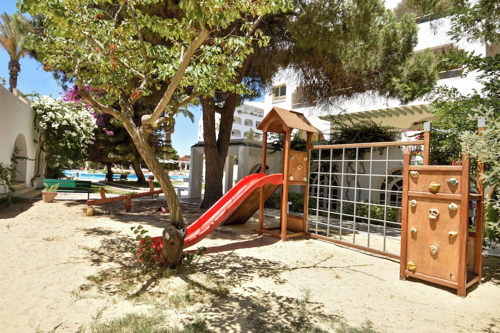 Bel Azur Thalasso & Bungalows 29/50