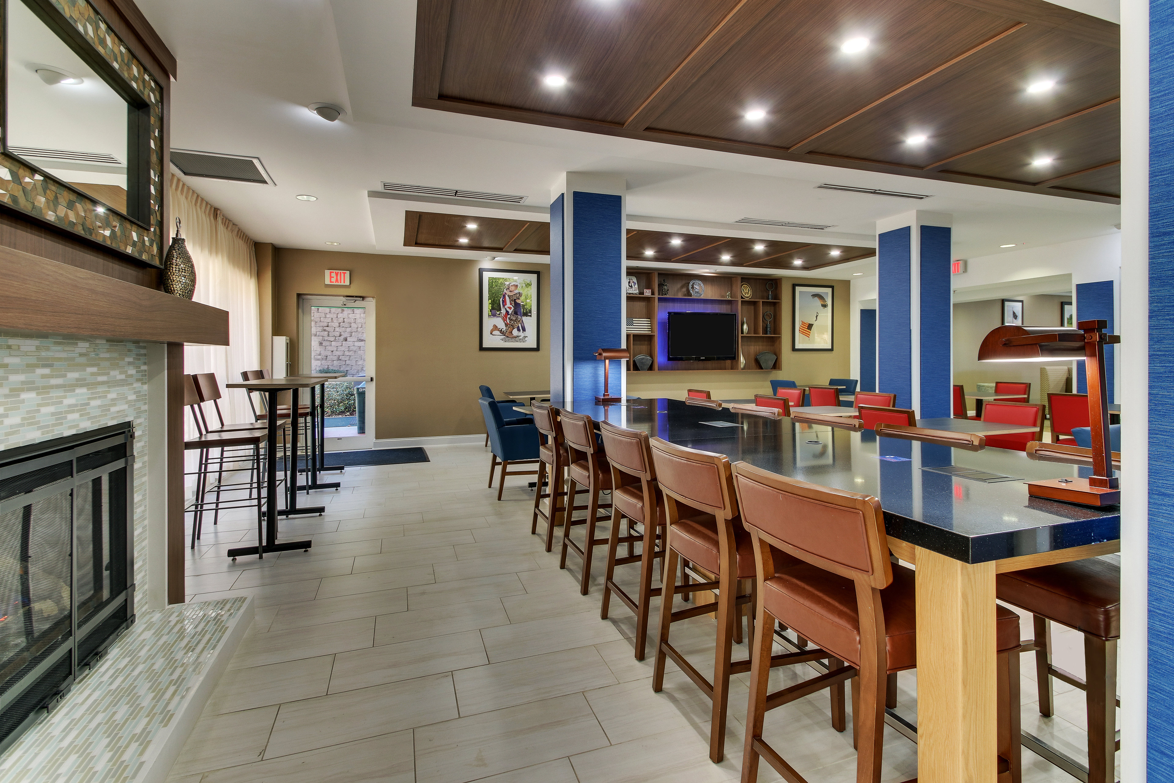 Holiday Inn Express Hotel And Suites Columbus Ft Benning 32/36