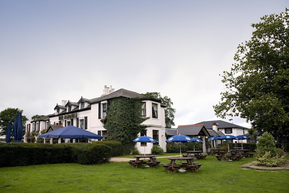 Premier Inn Cobham 32/36