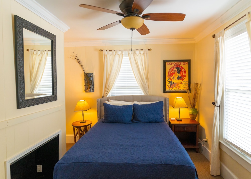 The Heirloom Inn 12/46