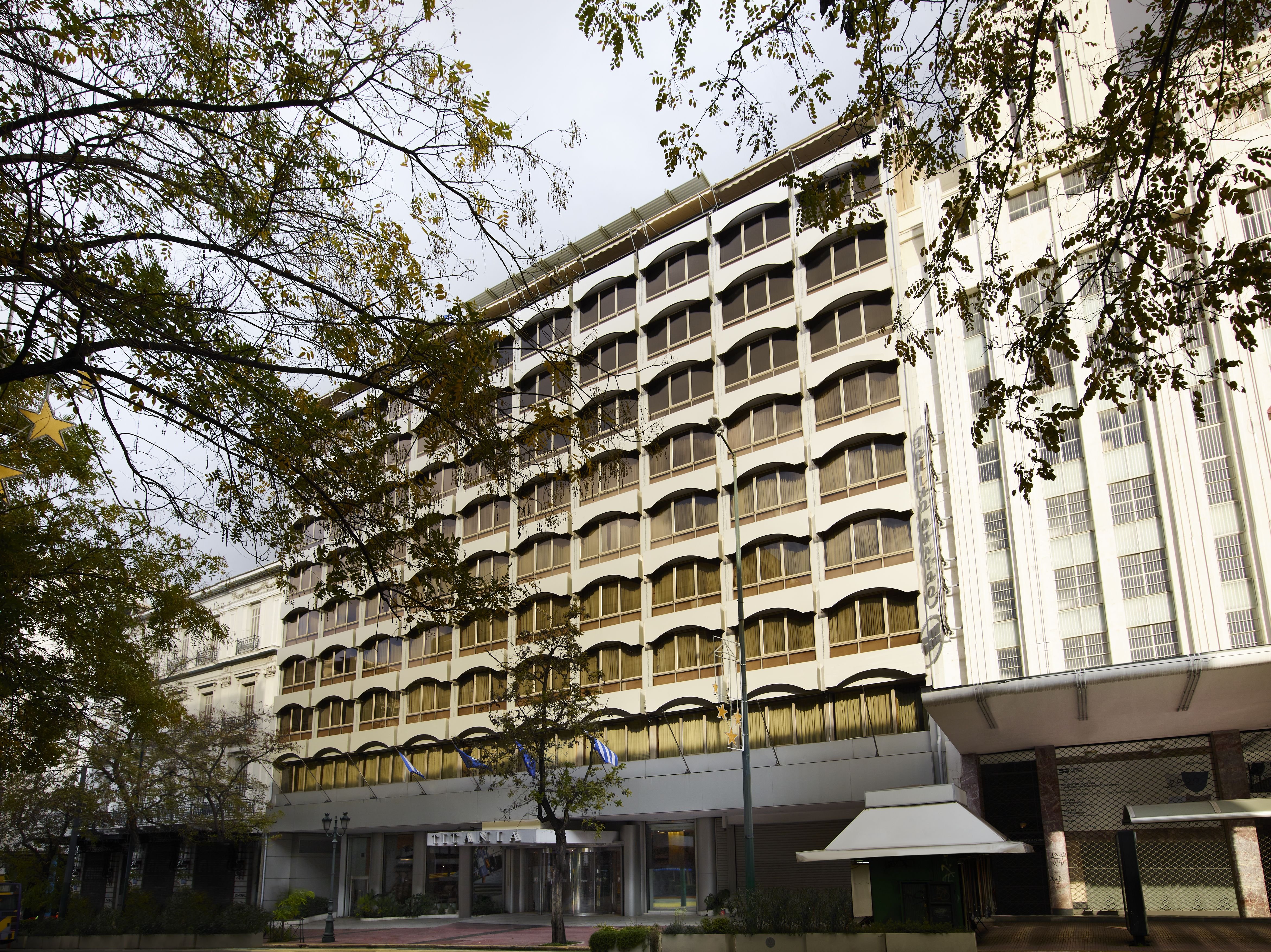 Titania Hotel 4/48