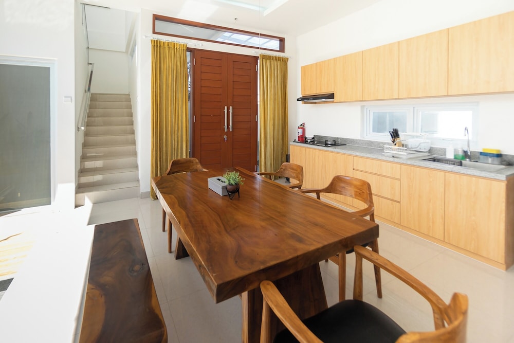 Villa Berlian 52/64