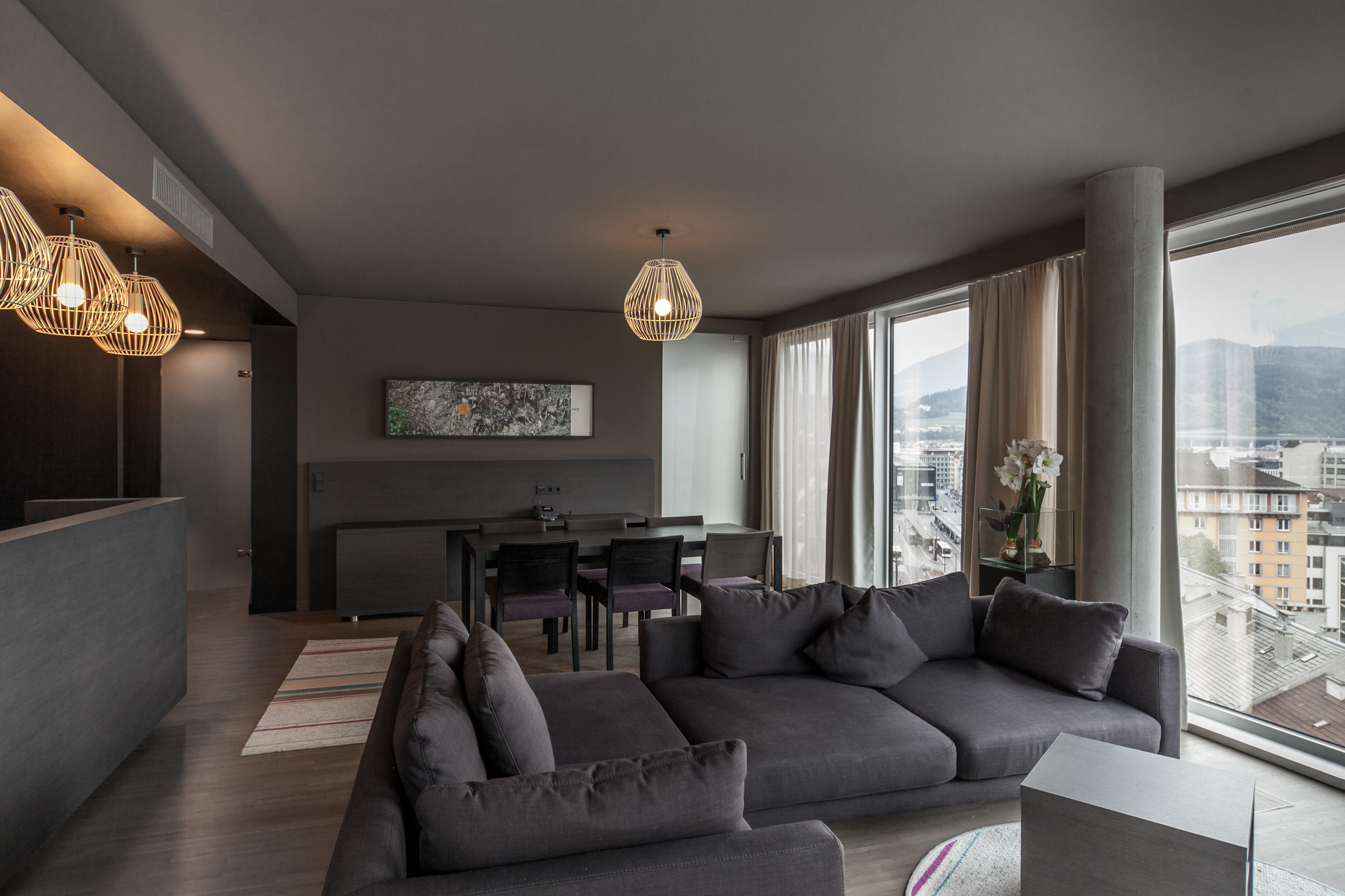 Adlers Hotel 32/59