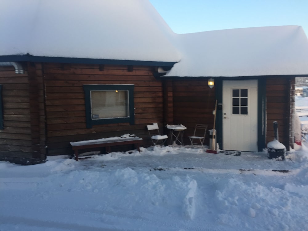 Hotell E-10 by First 4/33