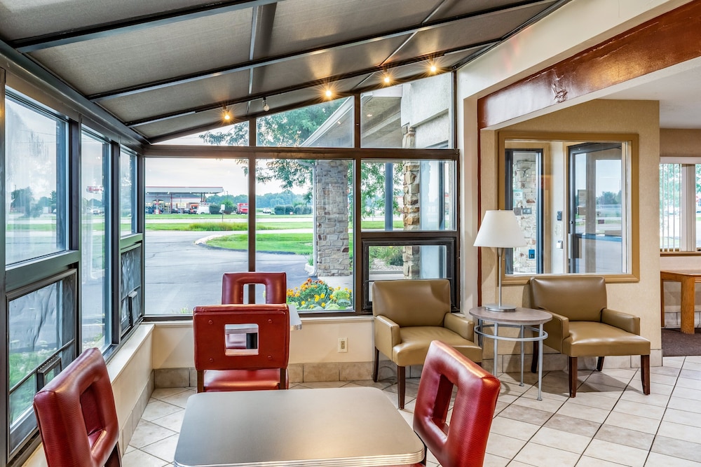 Red Roof Inn Columbus - Taylorsville 19/25