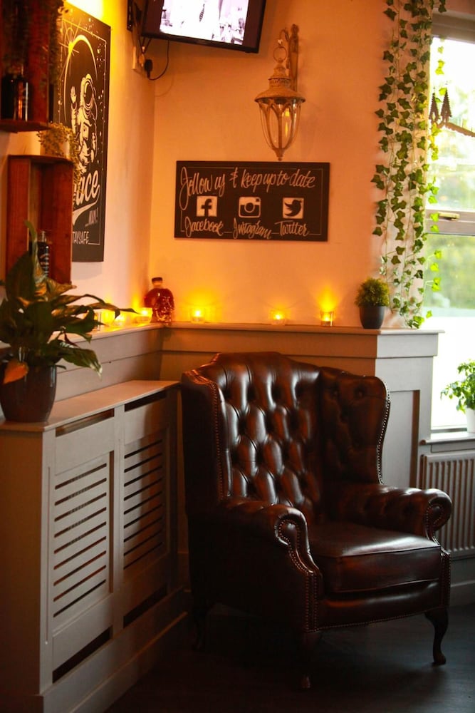 Rowton Poplars Hotel 29/38