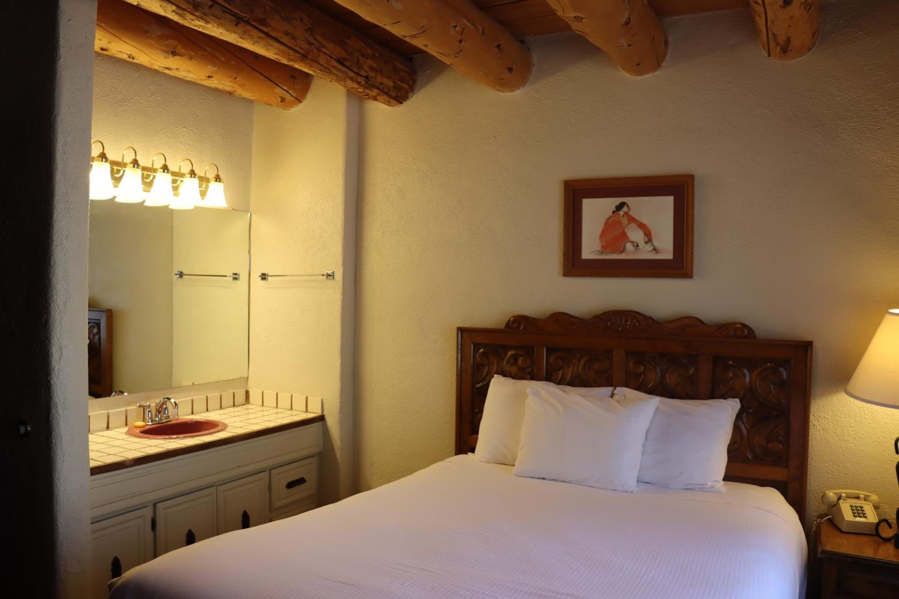 جناح جونيور، Sagebrush Inn Suites 8/10