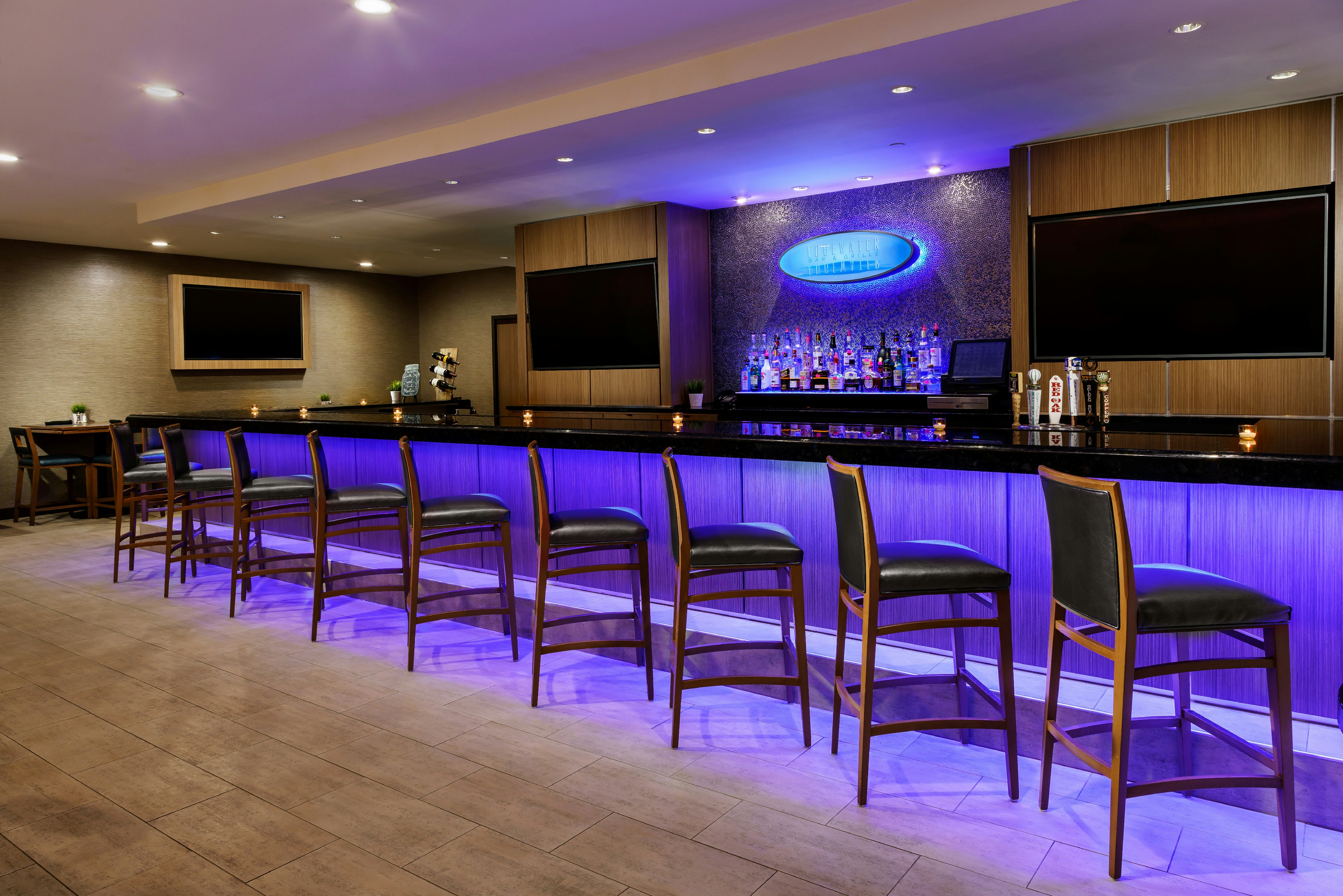 Hilton Charlotte University Place 54/66