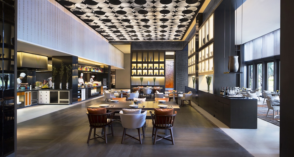 PARK HYATT SANYA SUNNY BAY RESORT 52/71