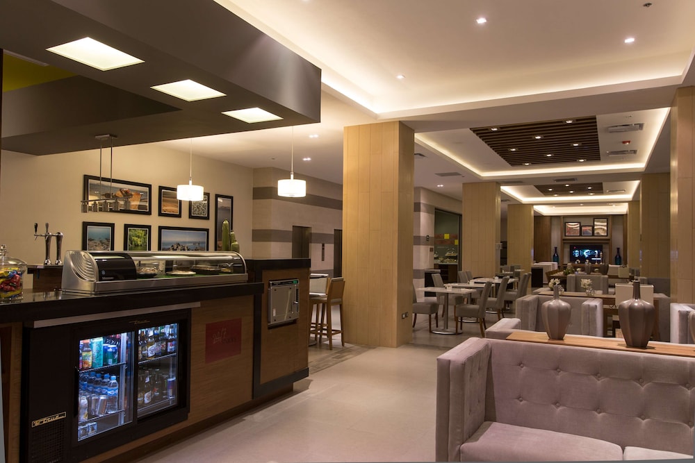 Hampton Inn by Hilton Hermosillo 39/46