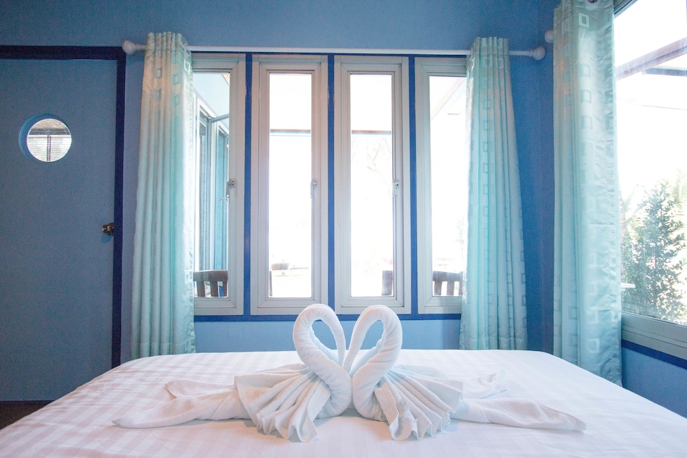 Sea Far Resort 30/72