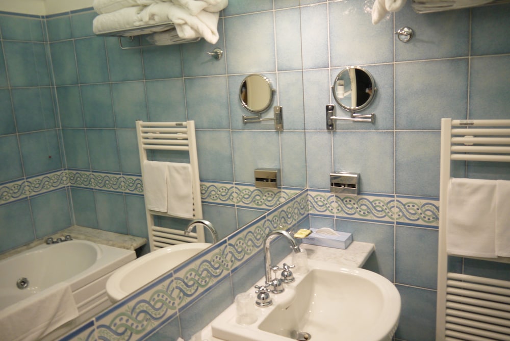Hotel Rufolo 68/71