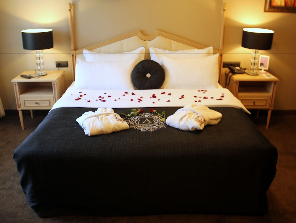 Ada Life Hotel 30/56