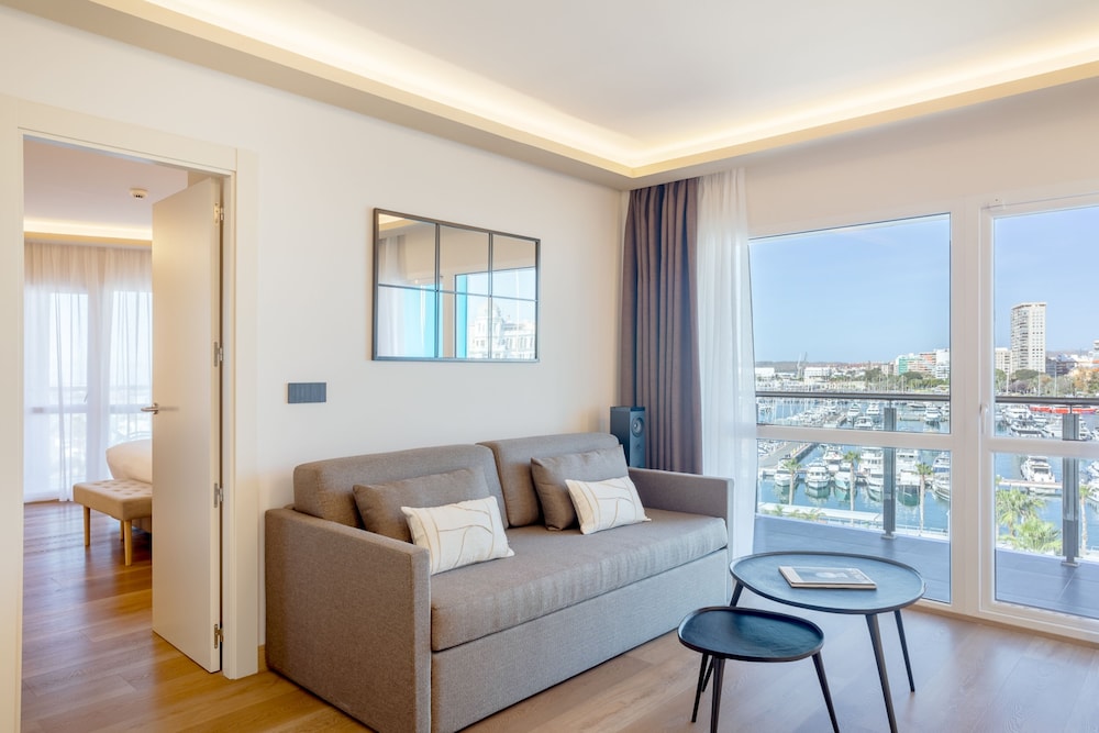 Melia Alicante 30/49