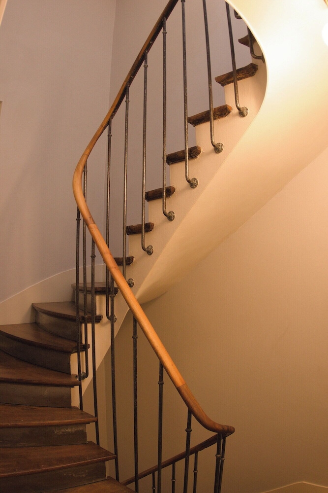 Hotel Regyn S Montmartre 32/58