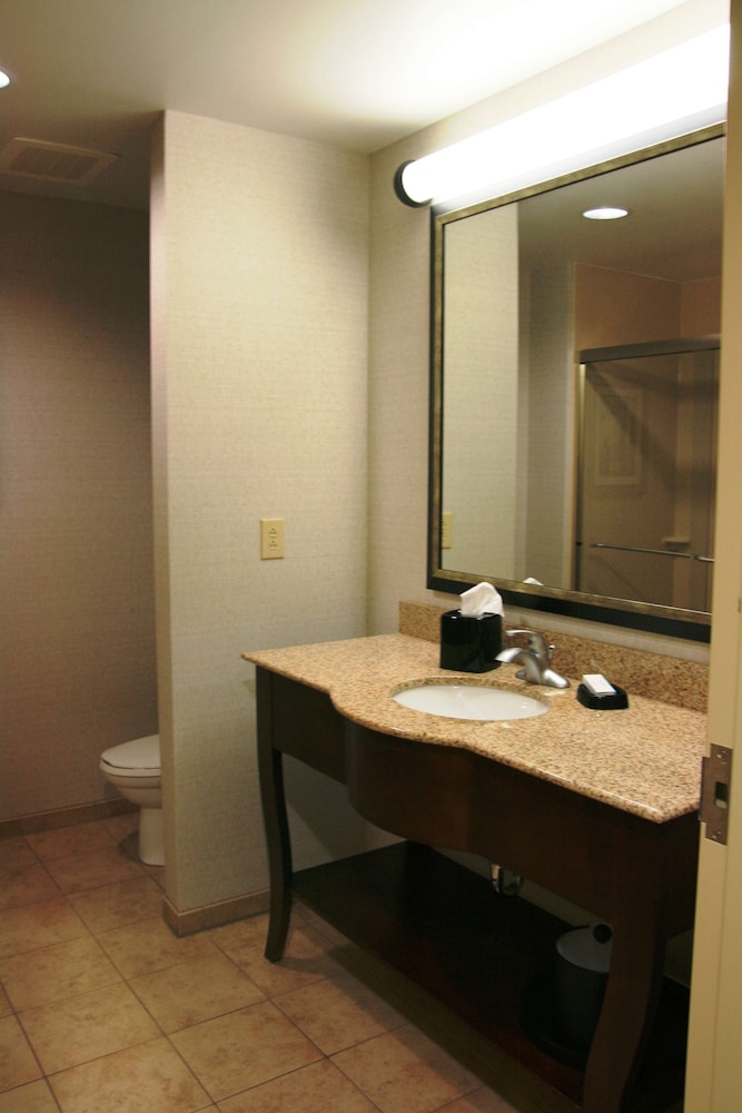 Hampton Inn Suites West Point Ms 6/26