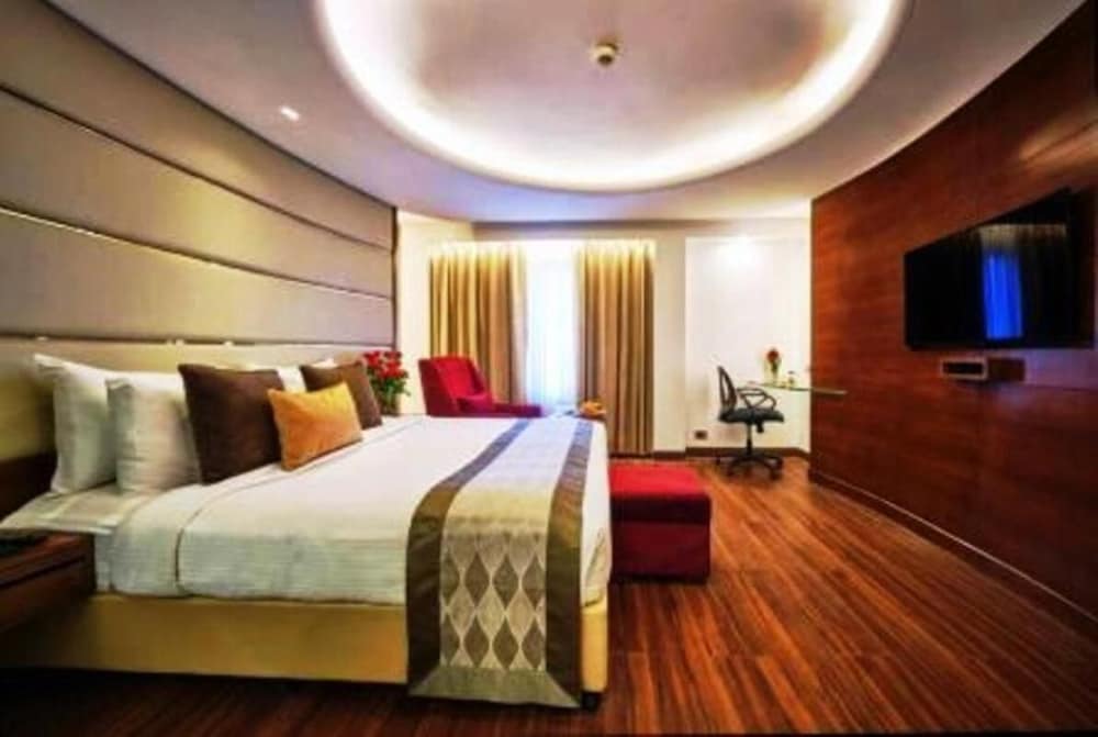 The Hhi Bhubaneswar 13/31