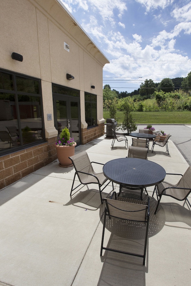 Hampton Inn Pittsburgh-Bridgeville in BRIDGEVILLE - PA
