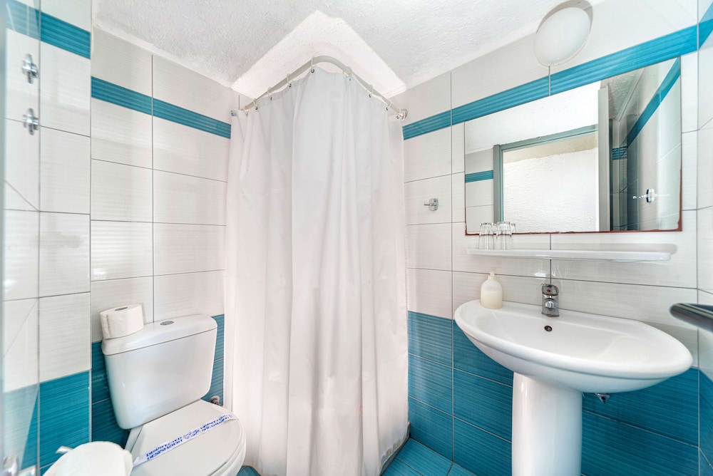 Iro Hotel Hersonissos 63/67
