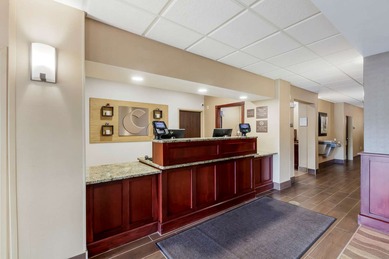 Comfort Inn Plover 8/25