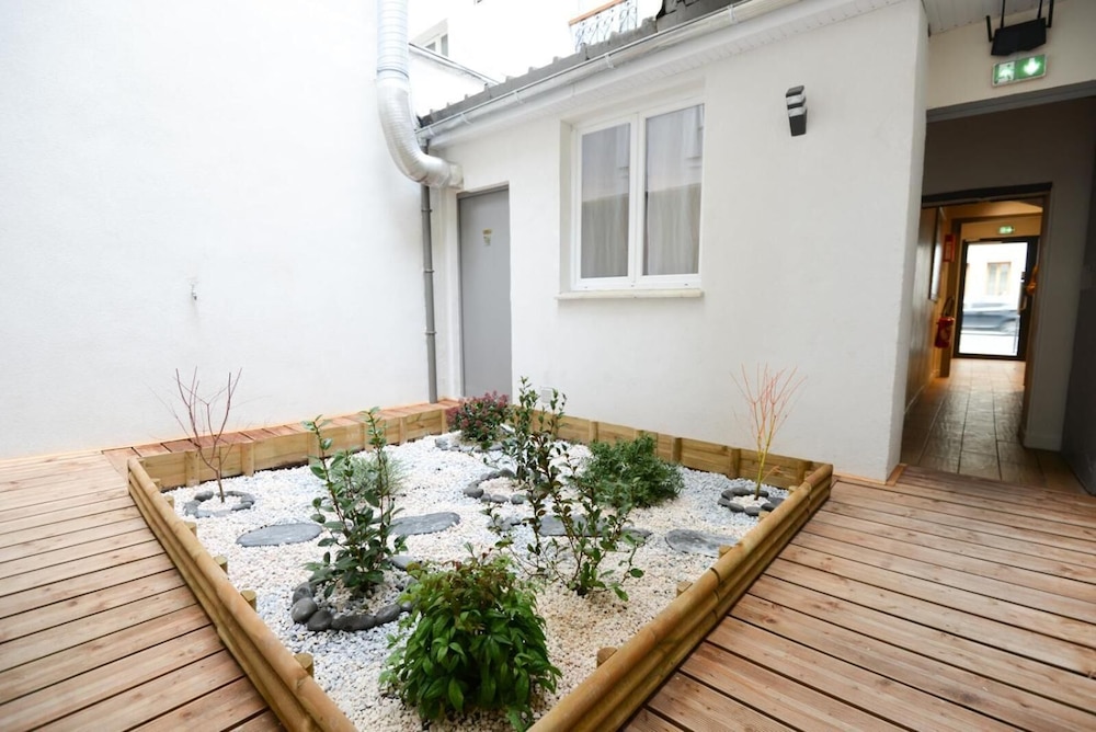 Hoteliere Lafayette 26/44