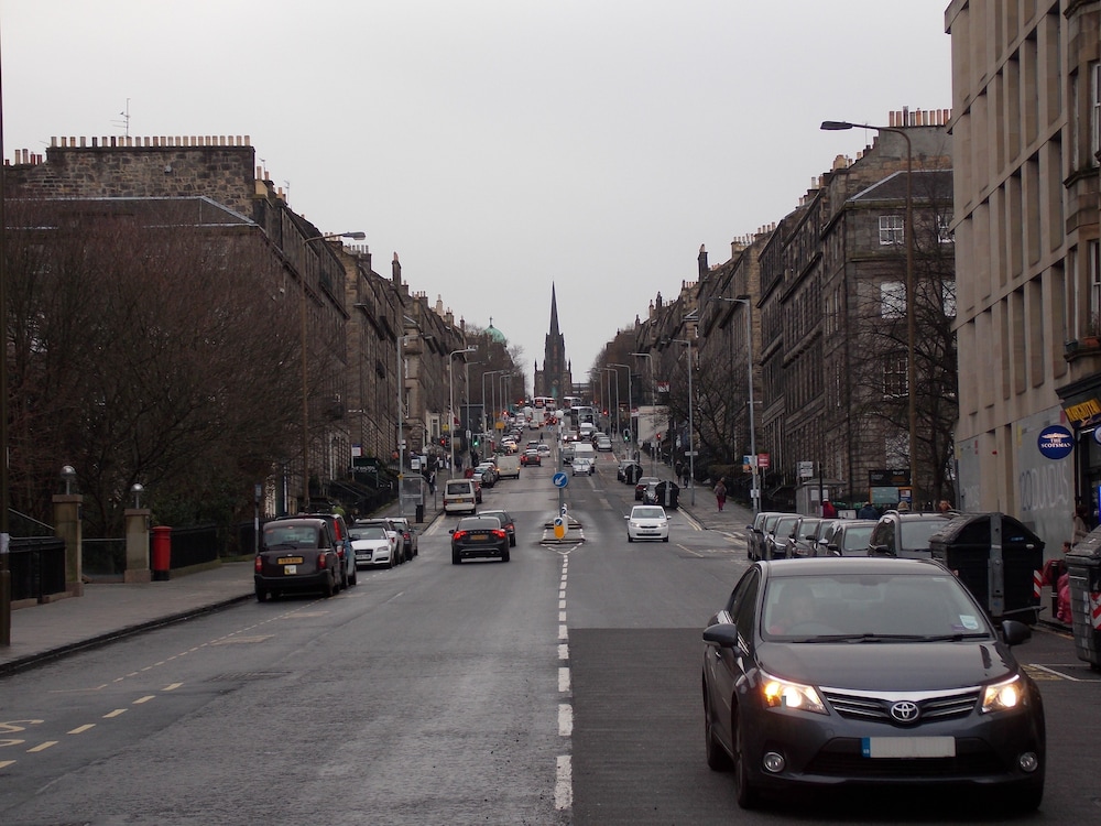 Violet Bank Apartments New Town 22/35