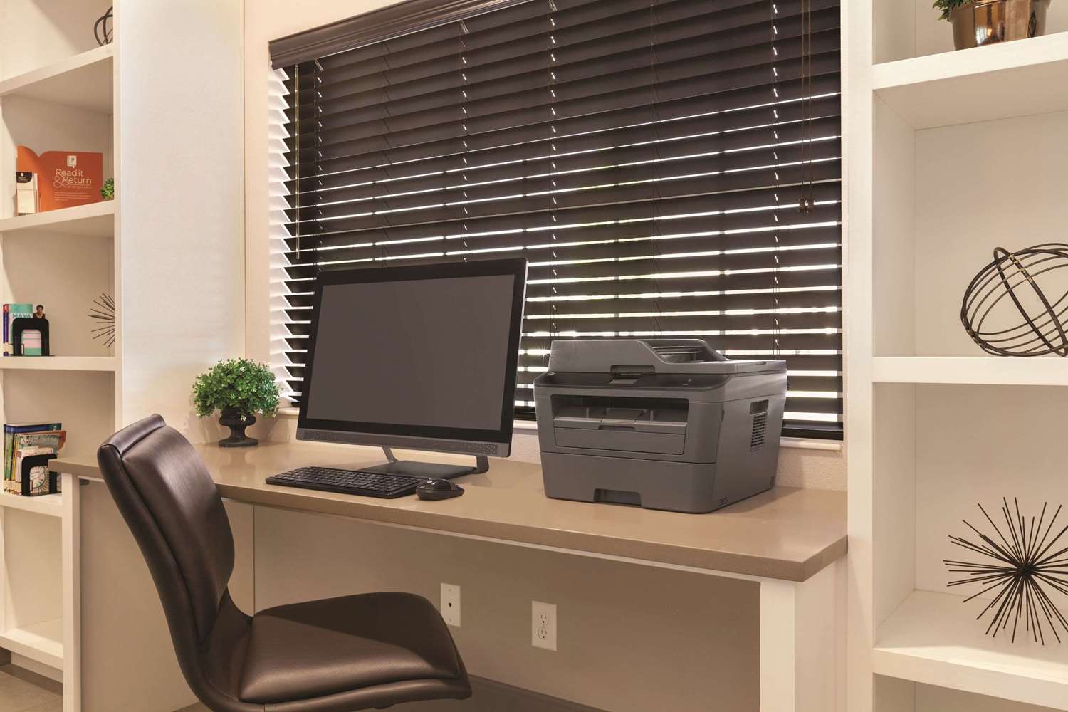 Country Inn & Suites by Radisson, Prineville, OR 19/21