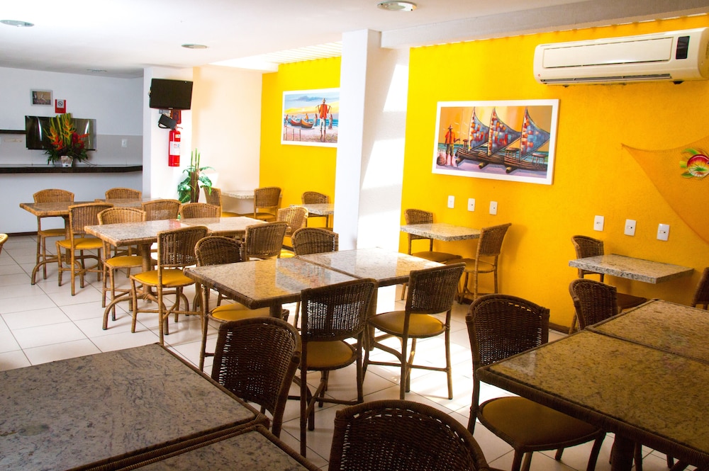 SAINT PATRICK PRAIA HOTEL 28/30