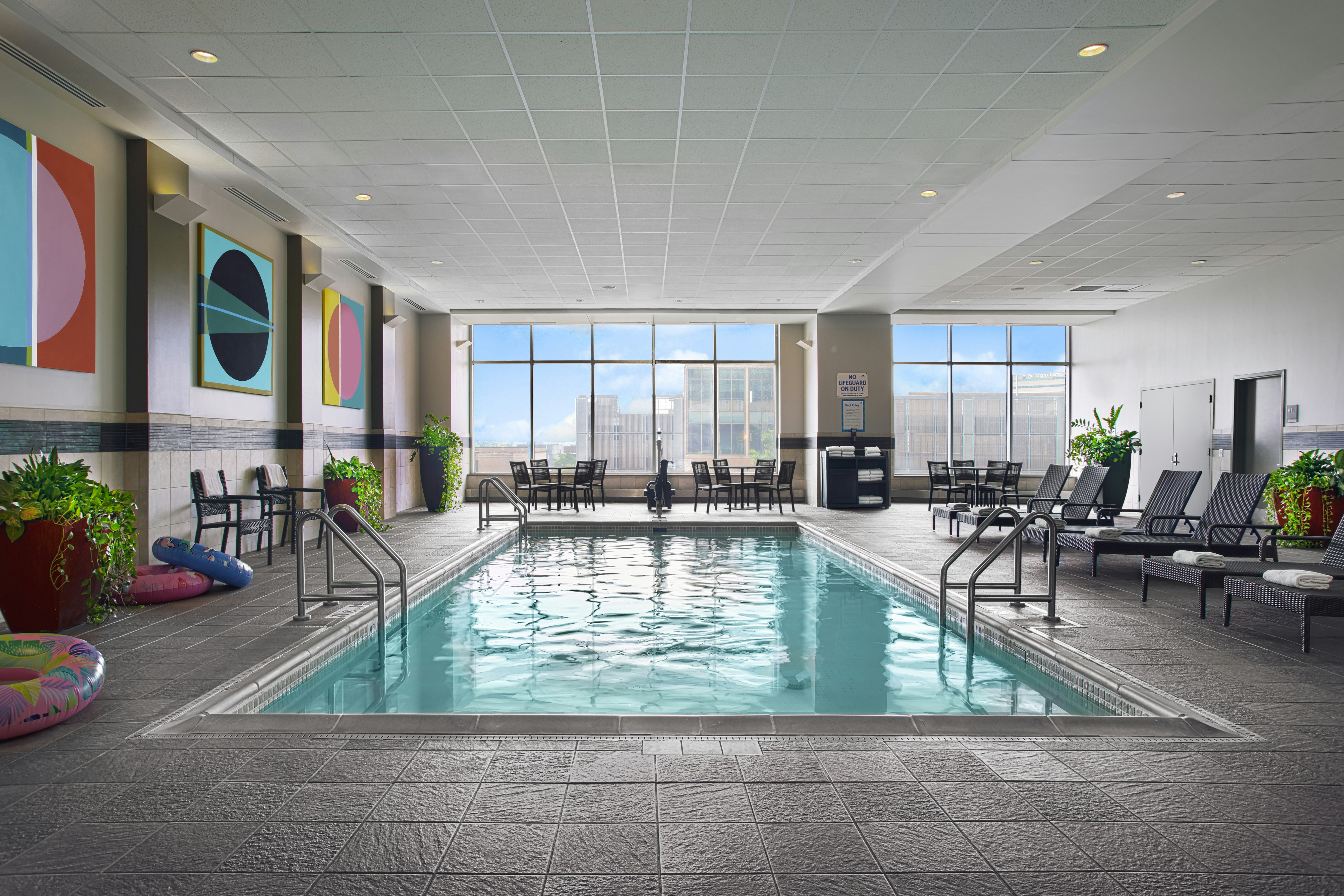 Doubletree By Hilton Cedar Rapids Convention Complex 25/74