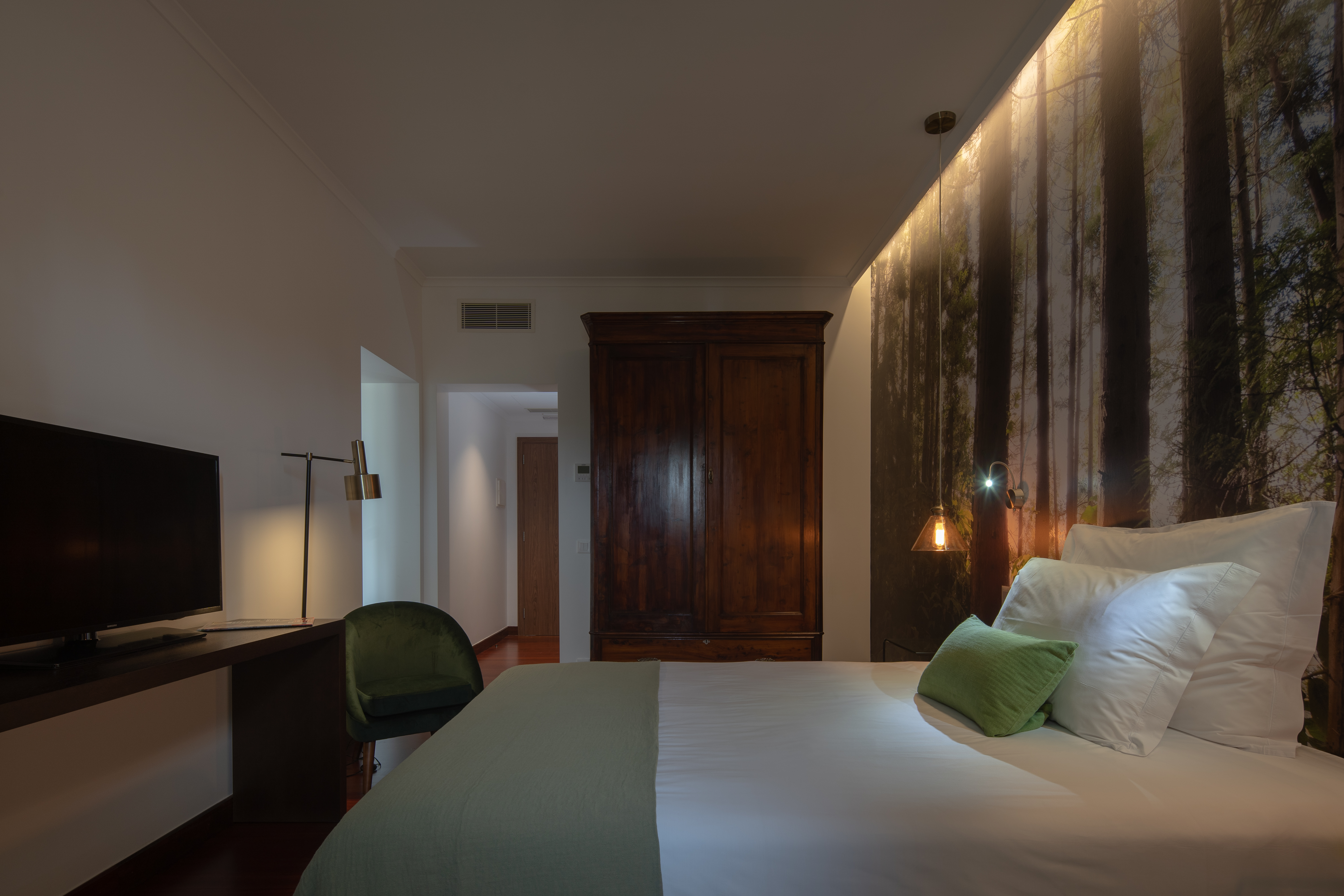 Mini, Double Bed