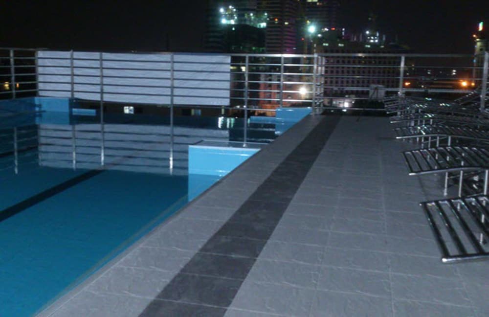 Bangkok 68 37/44