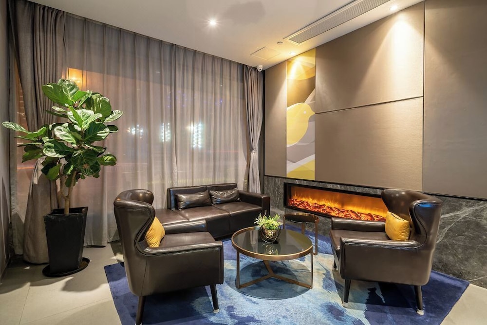 Home Inns Xiamen 23/33