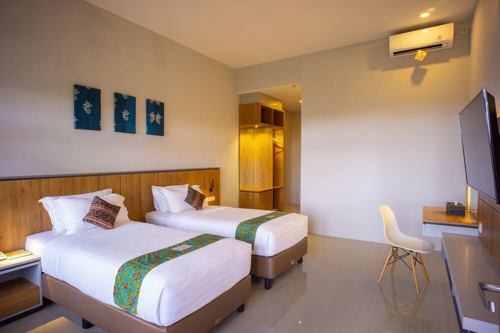 Grand Harvest Resort and Villas 20/75