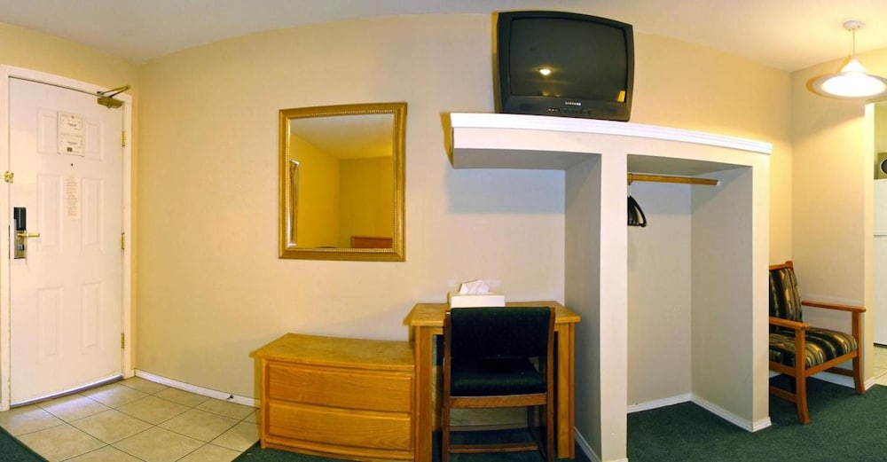 Travelodge by Wyndham Merritt 23/32