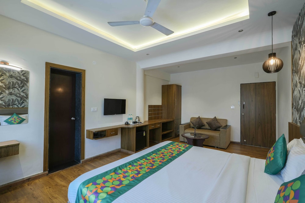 Treebo Pappilon Palace Mangalore 16/38